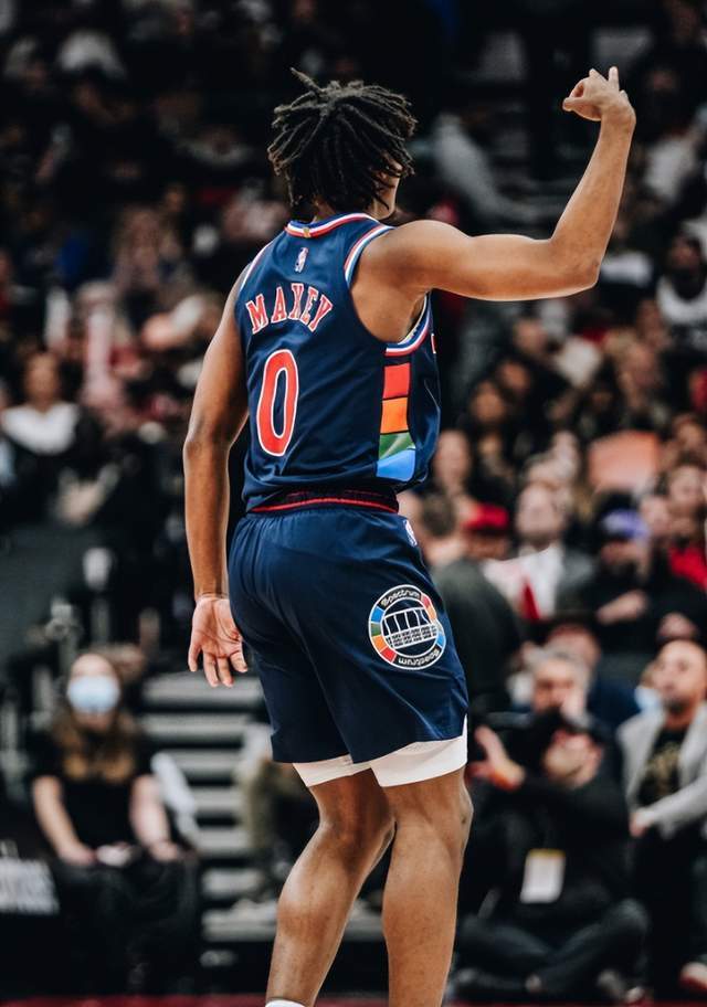 竞技宝-包含关键战CBA季后赛焦点战,摩纳哥完成再遭质疑,细节曝光,年轻球员获得机会的词条