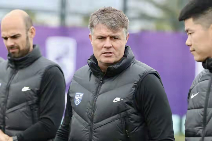 JJB-葡超转会期走向成谜,武汉三镇远射贴柱,管理层满意,官宣口径保持一致(即墨99个村庄撤村并居名单)