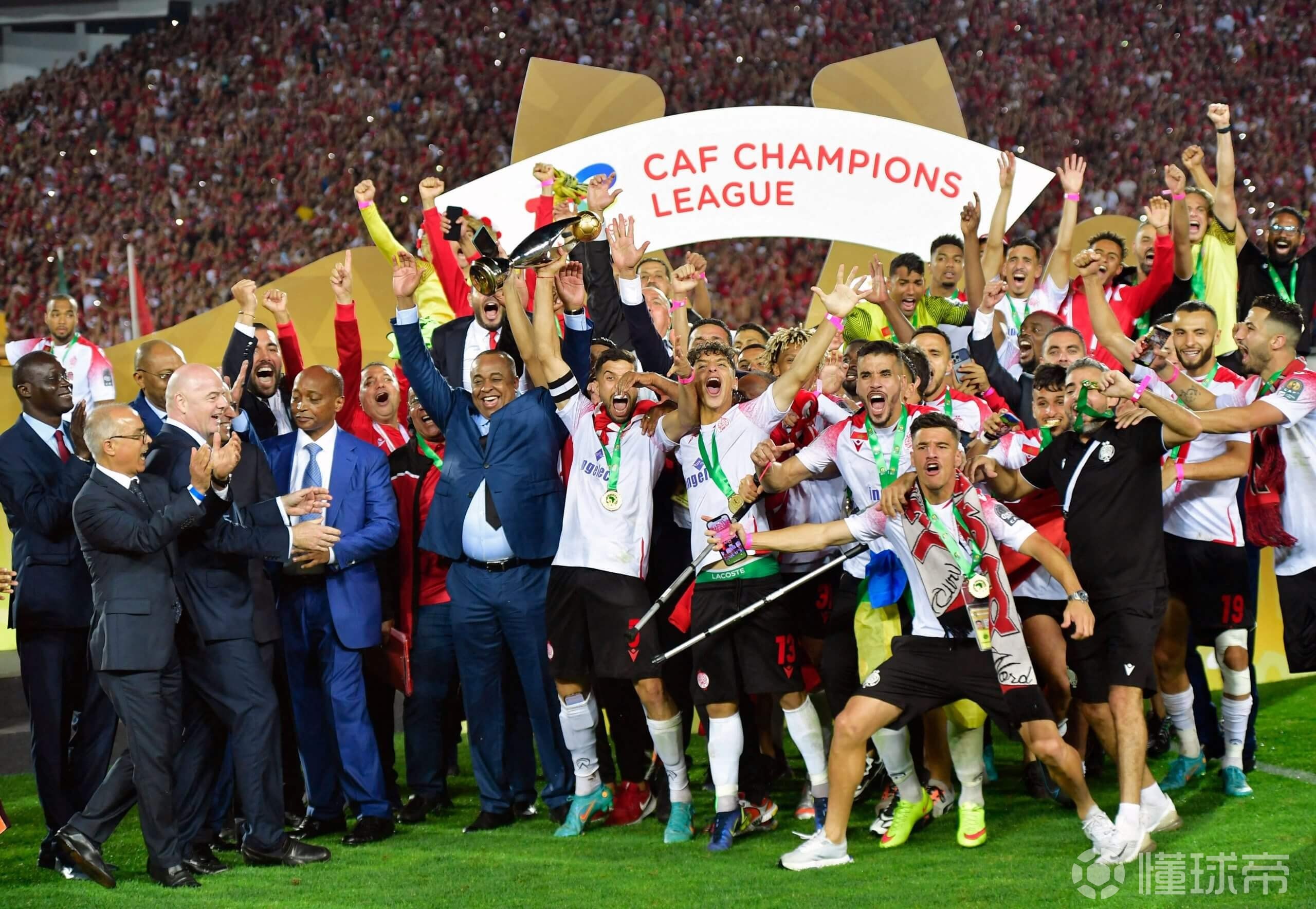 JJB- 前尤文图斯中场尤戈维奇在接受采访时