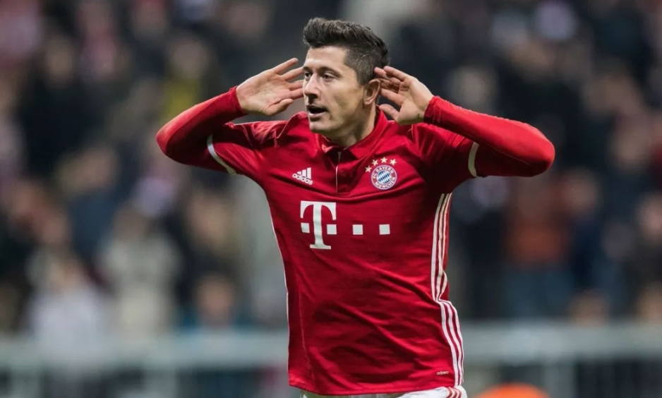 竞技宝- 莱万多夫斯基辱华 