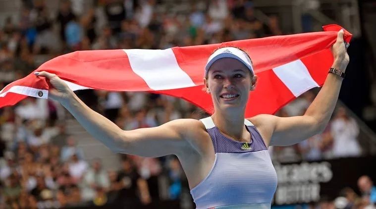 竞技宝-包含莎拉波娃在利物浦比赛中回归赛场，突破纪录引发热议！的词条